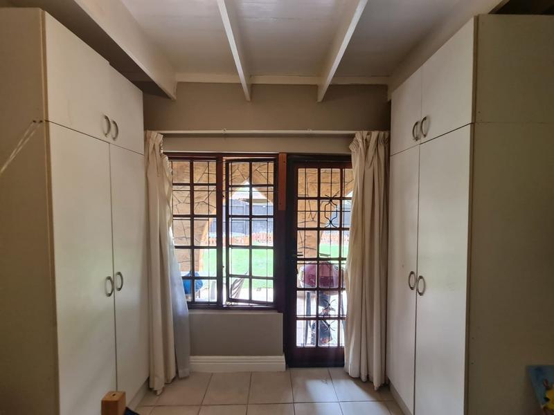 3 Bedroom Property for Sale in Manors KwaZulu-Natal