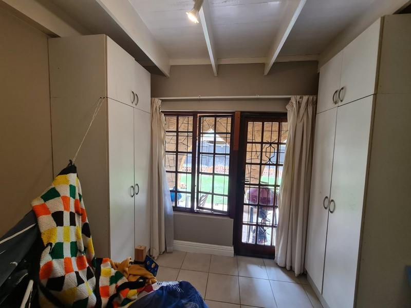 3 Bedroom Property for Sale in Manors KwaZulu-Natal