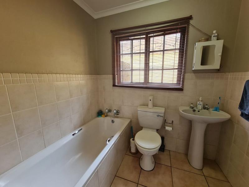 3 Bedroom Property for Sale in Manors KwaZulu-Natal