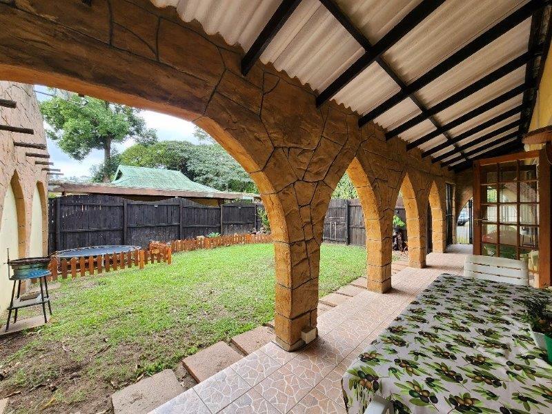 3 Bedroom Property for Sale in Manors KwaZulu-Natal