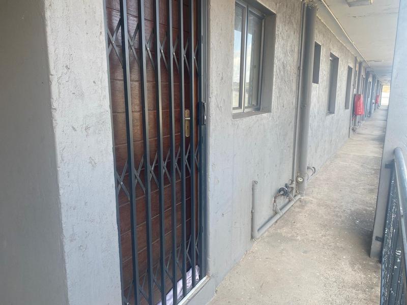 2 Bedroom Property for Sale in Montclair KwaZulu-Natal