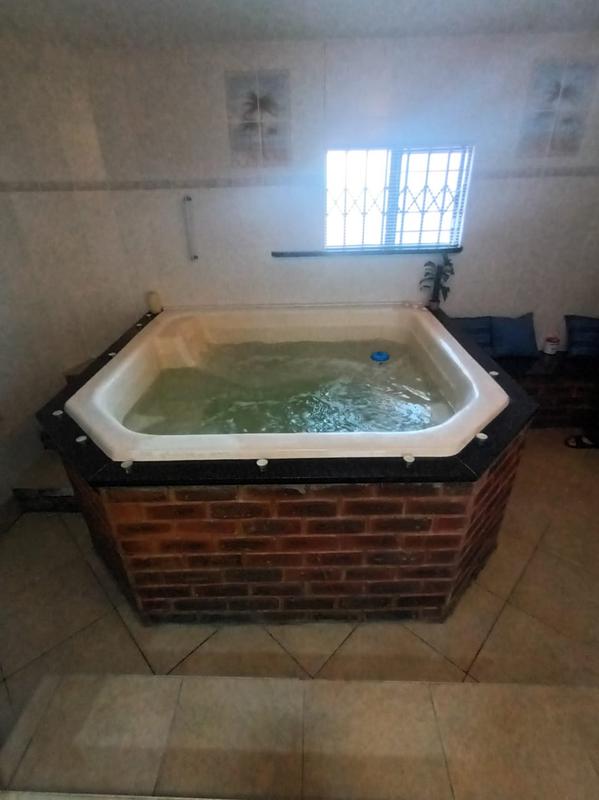 3 Bedroom Property for Sale in Moseley Park KwaZulu-Natal