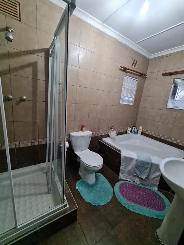 3 Bedroom Property for Sale in Moseley Park KwaZulu-Natal