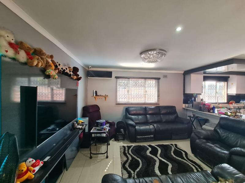 3 Bedroom Property for Sale in Northdene KwaZulu-Natal