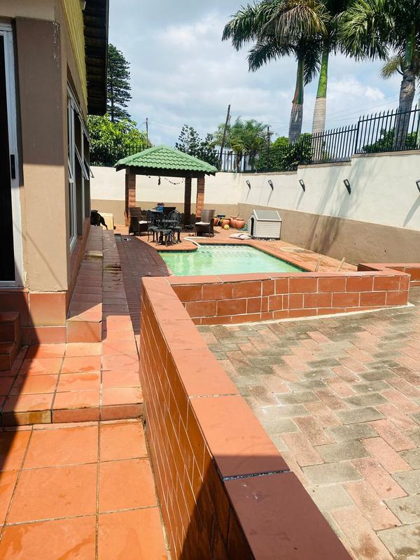 4 Bedroom Property for Sale in Palmiet KwaZulu-Natal