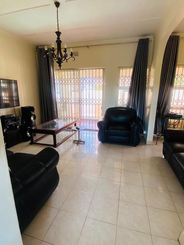 4 Bedroom Property for Sale in Palmiet KwaZulu-Natal