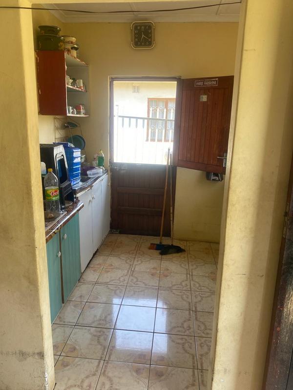 2 Bedroom Property for Sale in Parkgate KwaZulu-Natal