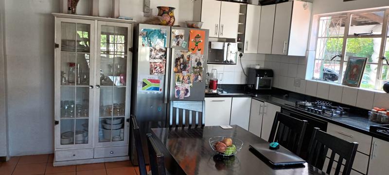 4 Bedroom Property for Sale in Pinelands KwaZulu-Natal