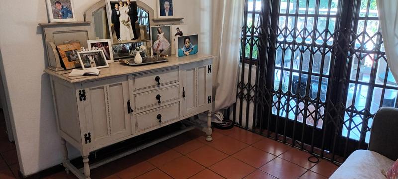 4 Bedroom Property for Sale in Pinelands KwaZulu-Natal