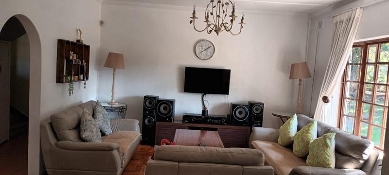 4 Bedroom Property for Sale in Pinelands KwaZulu-Natal