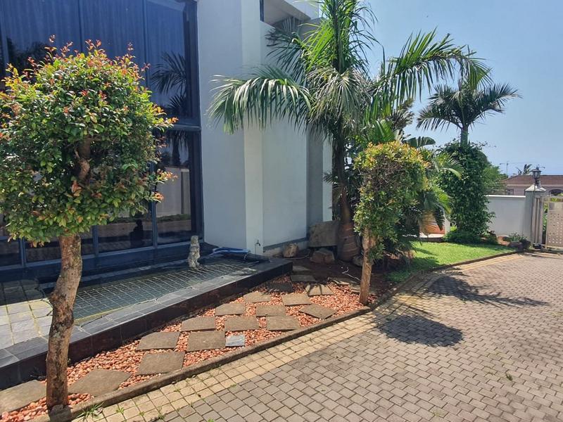4 Bedroom Property for Sale in Umhlanga KwaZulu-Natal