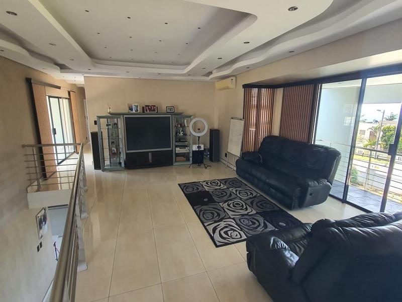 4 Bedroom Property for Sale in Umhlanga KwaZulu-Natal