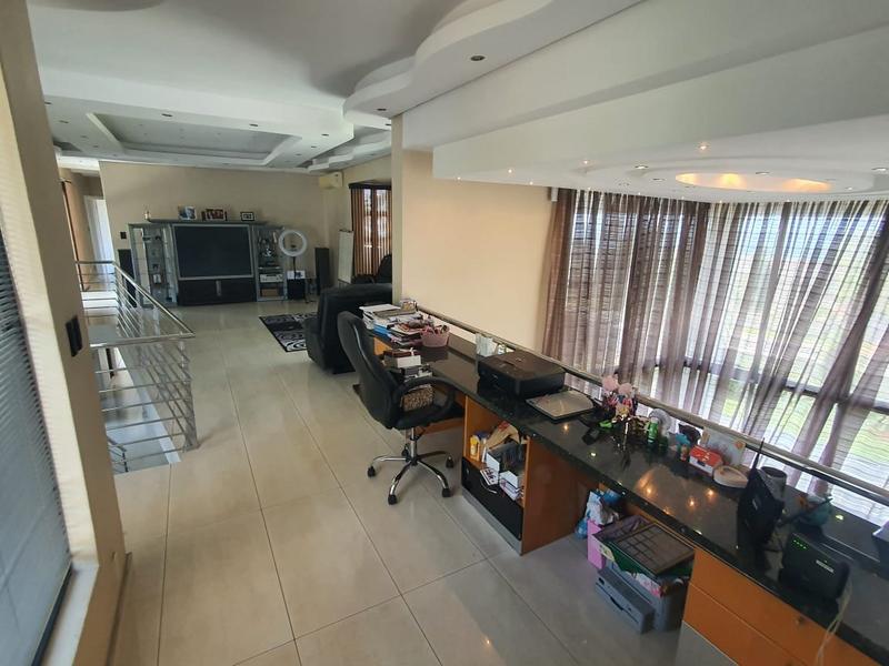 4 Bedroom Property for Sale in Umhlanga KwaZulu-Natal