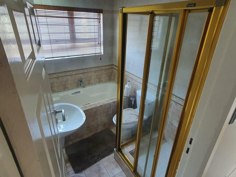 4 Bedroom Property for Sale in Umhlanga KwaZulu-Natal