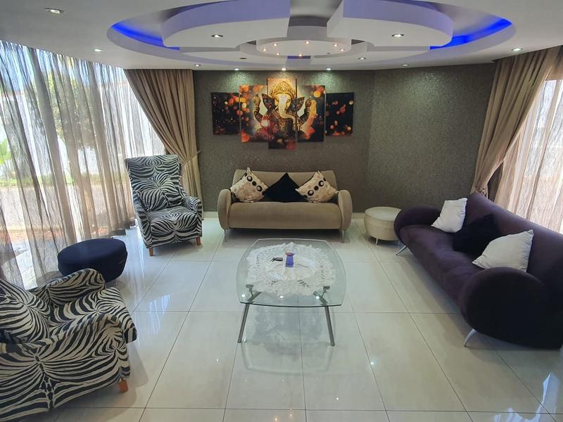 4 Bedroom Property for Sale in Umhlanga KwaZulu-Natal