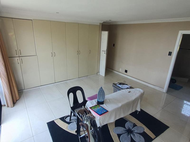 4 Bedroom Property for Sale in Umhlanga KwaZulu-Natal