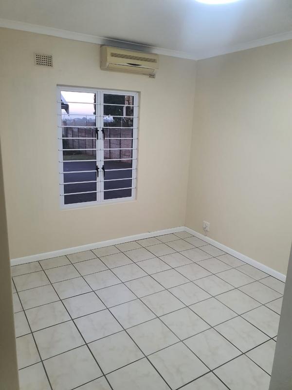 3 Bedroom Property for Sale in Somerset Park KwaZulu-Natal