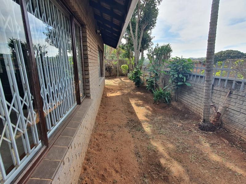 2 Bedroom Property for Sale in Sunningdale KwaZulu-Natal