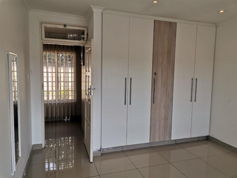 4 Bedroom Property for Sale in Sunningdale KwaZulu-Natal