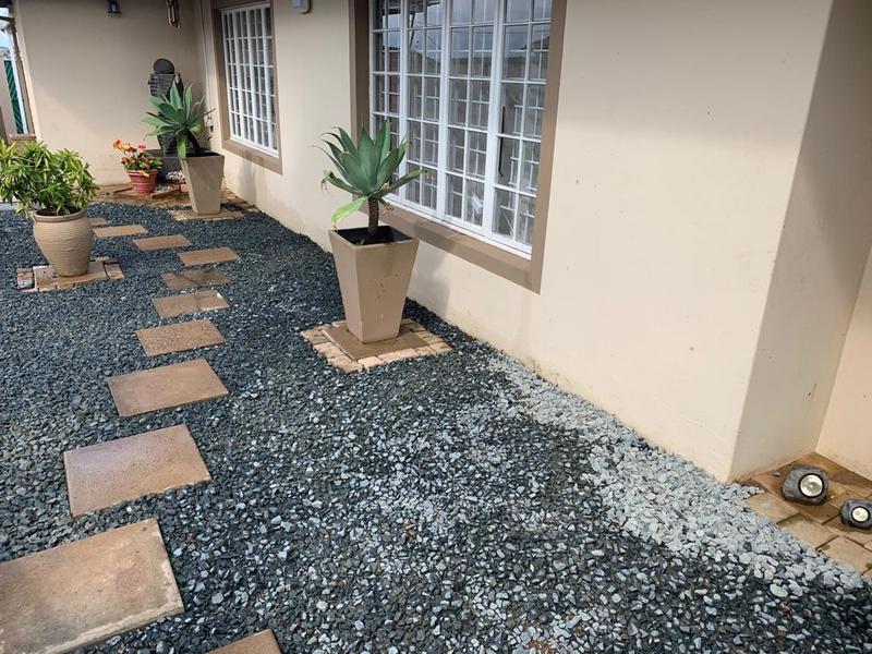 4 Bedroom Property for Sale in Sunningdale KwaZulu-Natal