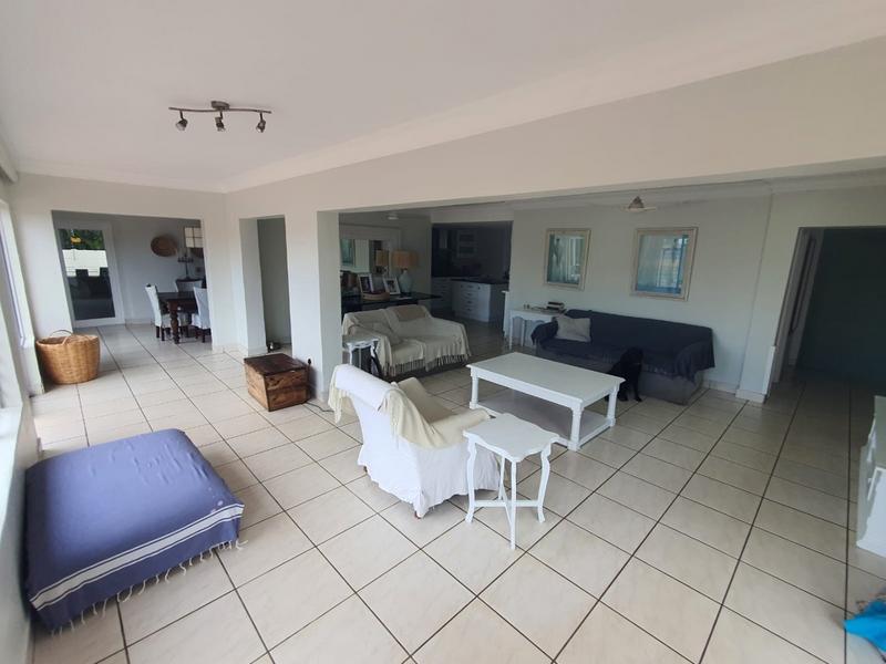 5 Bedroom Property for Sale in Herrwood Park KwaZulu-Natal