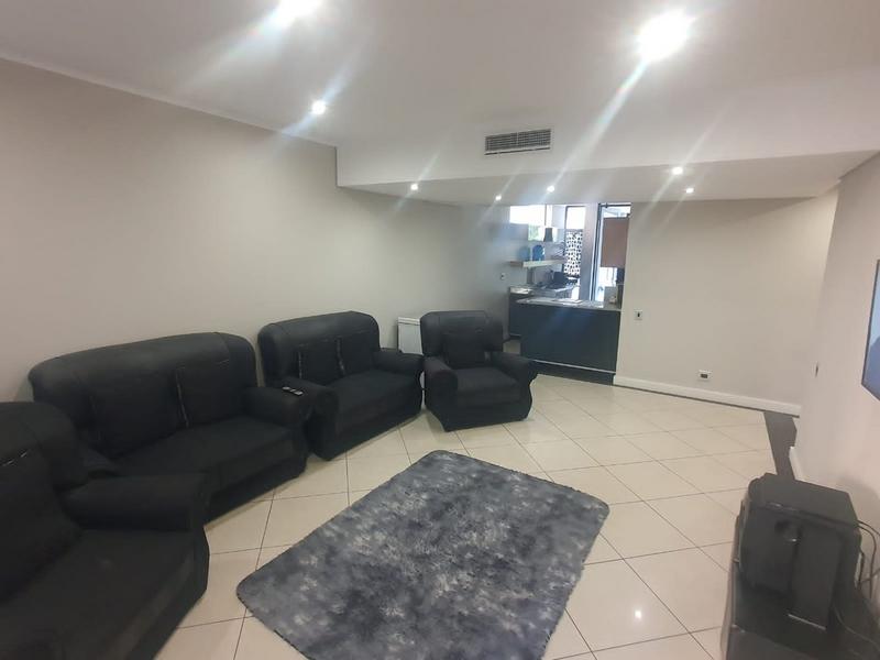 2 Bedroom Property for Sale in New Town Centre KwaZulu-Natal