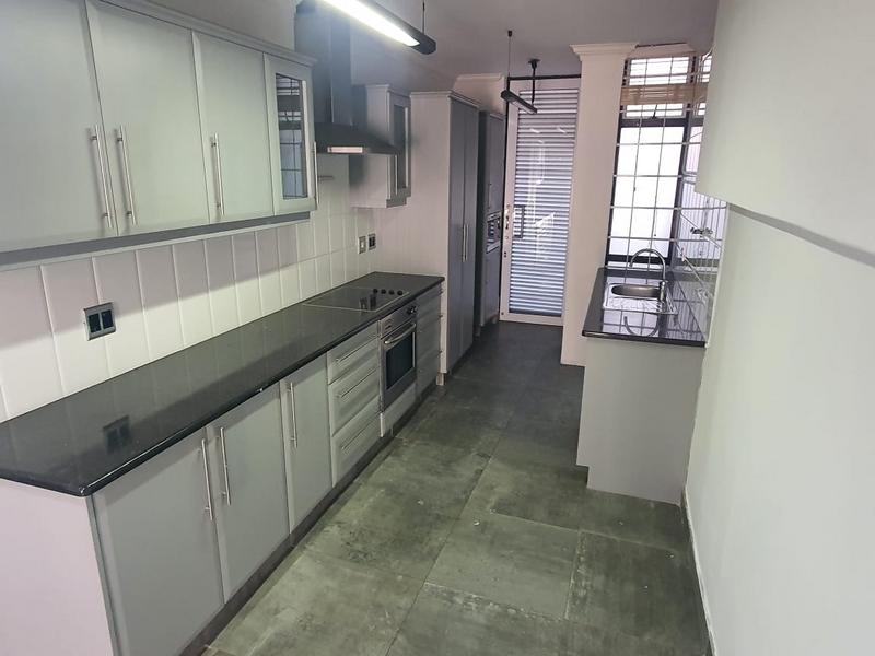 2 Bedroom Property for Sale in New Town Centre KwaZulu-Natal