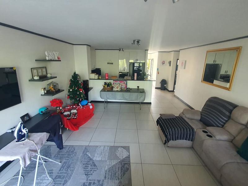 3 Bedroom Property for Sale in New Town Centre KwaZulu-Natal