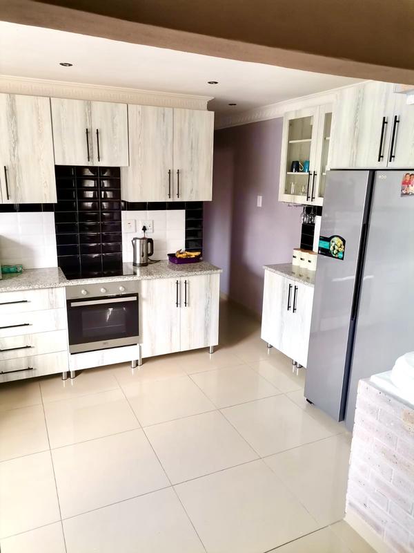 To Let 2 Bedroom Property for Rent in Kwandengezi KwaZulu-Natal