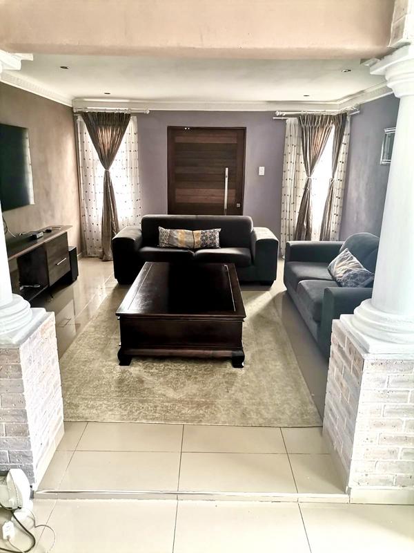 To Let 2 Bedroom Property for Rent in Kwandengezi KwaZulu-Natal