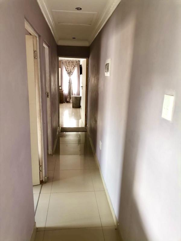 To Let 2 Bedroom Property for Rent in Kwandengezi KwaZulu-Natal