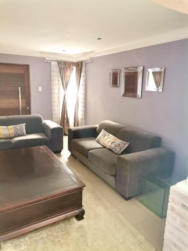 2 Bedroom Property for Sale in Kwandengezi KwaZulu-Natal