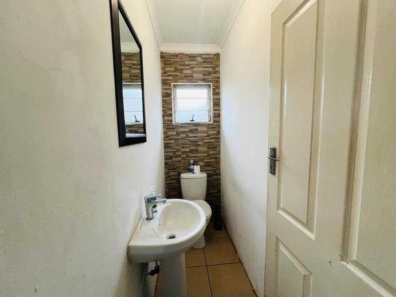 3 Bedroom Property for Sale in Brookdale KwaZulu-Natal