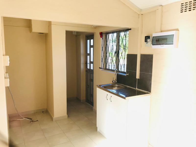 To Let 2 Bedroom Property for Rent in Springfield KwaZulu-Natal