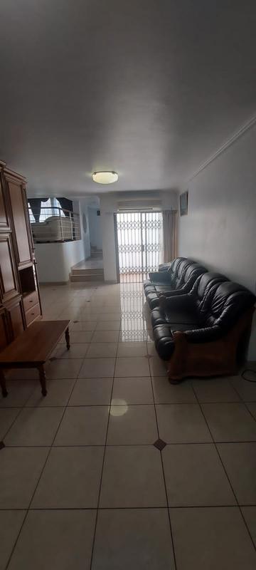 To Let 3 Bedroom Property for Rent in Overport KwaZulu-Natal