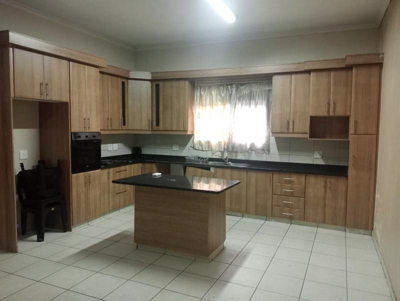 To Let 3 Bedroom Property for Rent in Reservoir Hills KwaZulu-Natal