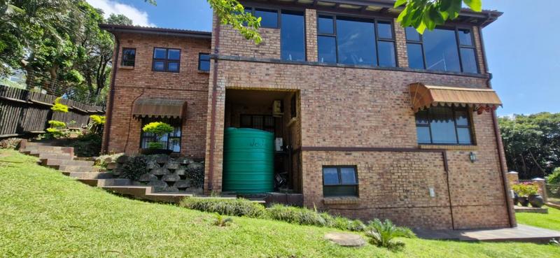 6 Bedroom Property for Sale in Trafalgar KwaZulu-Natal