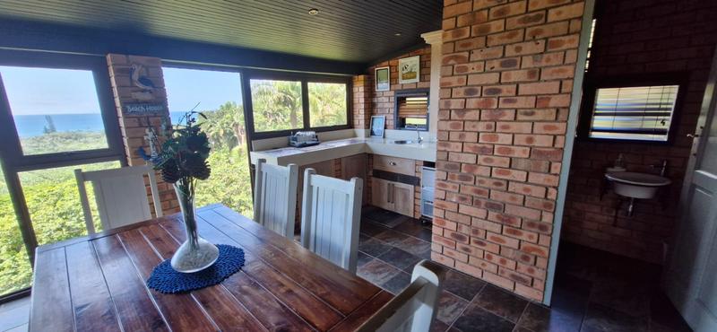 6 Bedroom Property for Sale in Trafalgar KwaZulu-Natal