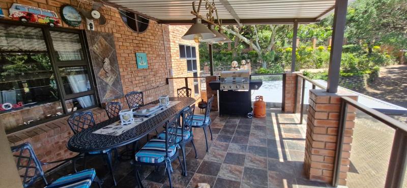 6 Bedroom Property for Sale in Trafalgar KwaZulu-Natal