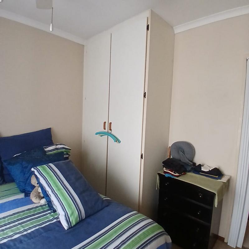 2 Bedroom Property for Sale in Montclair KwaZulu-Natal