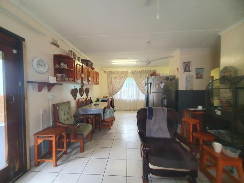 2 Bedroom Property for Sale in Sunwich Port KwaZulu-Natal