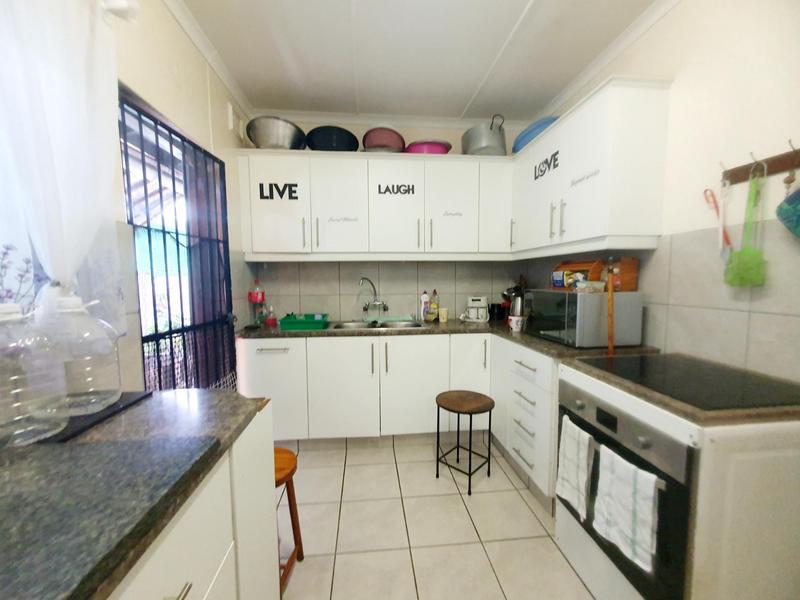 2 Bedroom Property for Sale in Sunwich Port KwaZulu-Natal