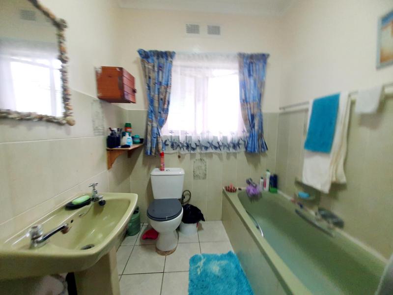 2 Bedroom Property for Sale in Sunwich Port KwaZulu-Natal