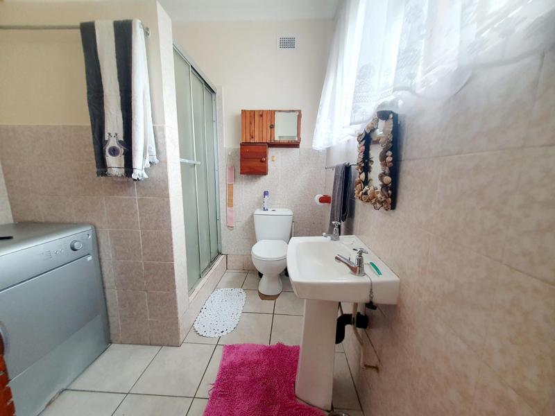 2 Bedroom Property for Sale in Sunwich Port KwaZulu-Natal