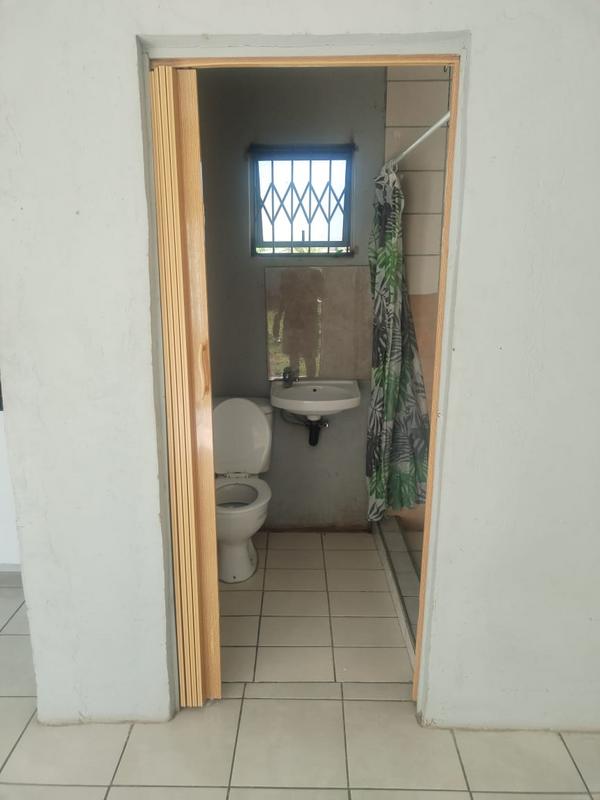 To Let 1 Bedroom Property for Rent in Yellowwood Park KwaZulu-Natal