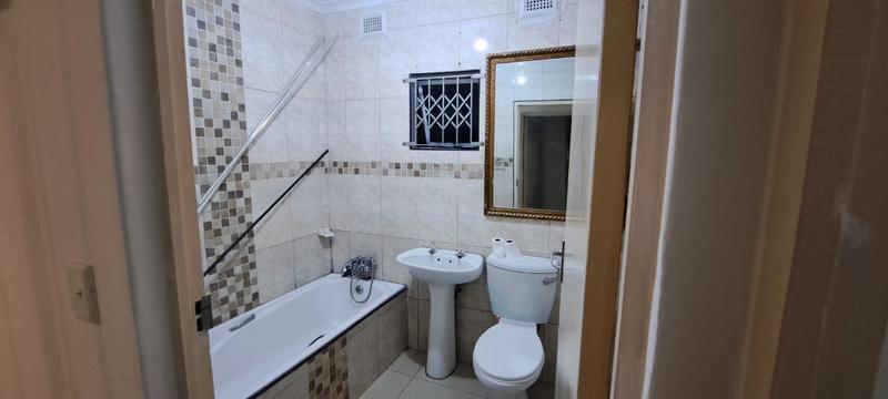 To Let 2 Bedroom Property for Rent in Sunford KwaZulu-Natal