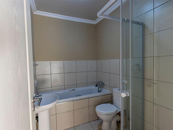 To Let 2 Bedroom Property for Rent in Illovo KwaZulu-Natal