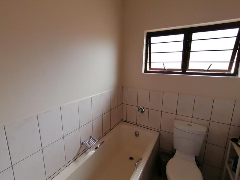 To Let 3 Bedroom Property for Rent in Pinelands KwaZulu-Natal