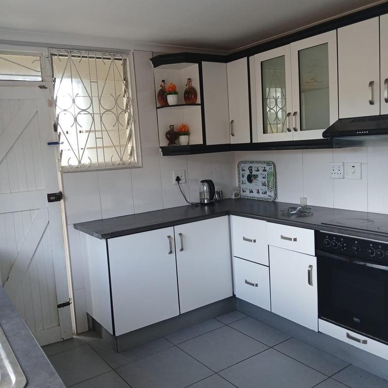 To Let 2 Bedroom Property for Rent in Morningside KwaZulu-Natal