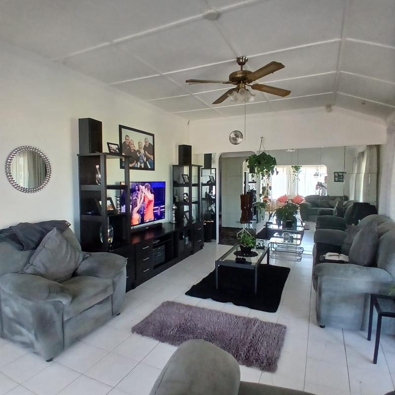 3 Bedroom Property for Sale in Woodlands KwaZulu-Natal